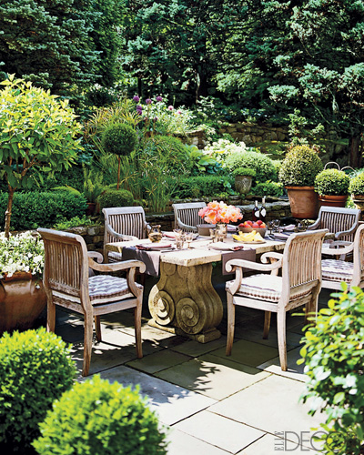 3-luxury-outdoor-dining-decor