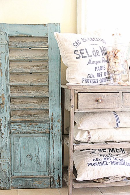 love french bulldogs blue shutter