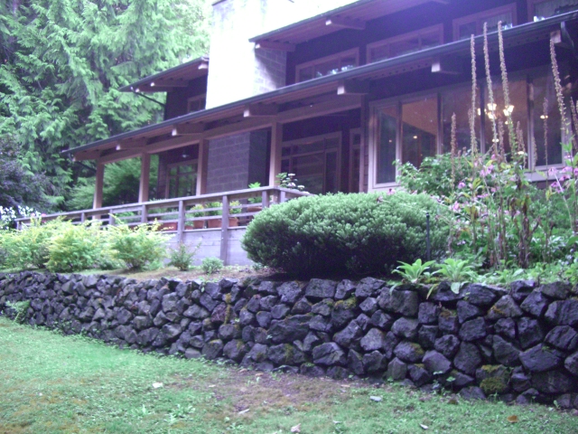 L & C stack stone wall