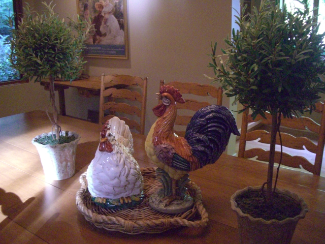 Dining room table and ceterpiece