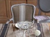 3-Fauteuil-de-style-Louis-XV-et-assiettes-en-faience-fin-XIXe-a-decor-de-gibier-d-eau_carrousel_gallery_xl