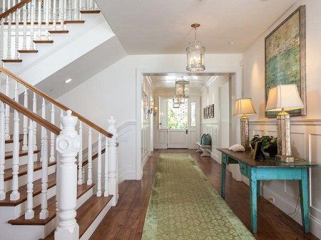 Garden, Home and Party: Stairs, exercise or hindrance