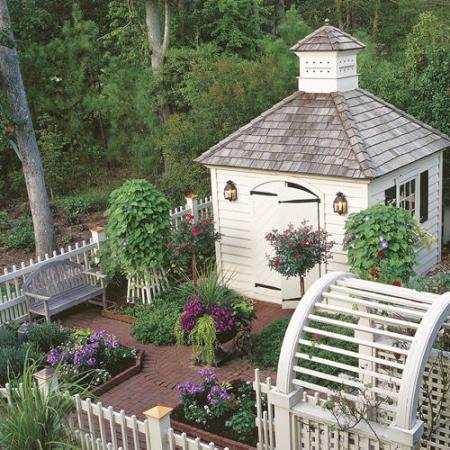 Garden, Home and Party: Backyard building