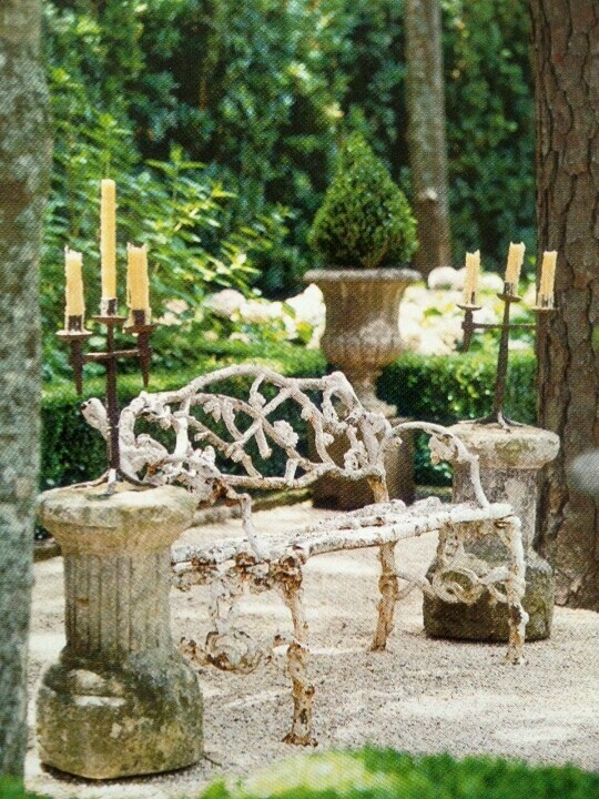 Garden, Home and Party: Moss in the garden