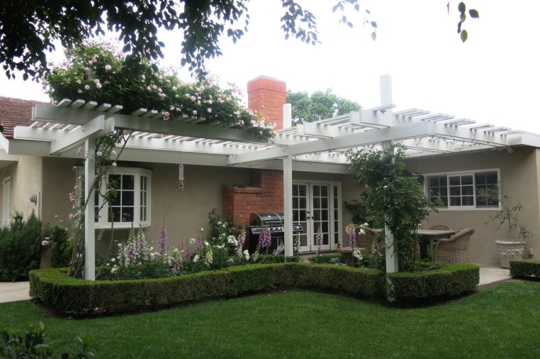 Garden, Home and Party: Outdoor rooms