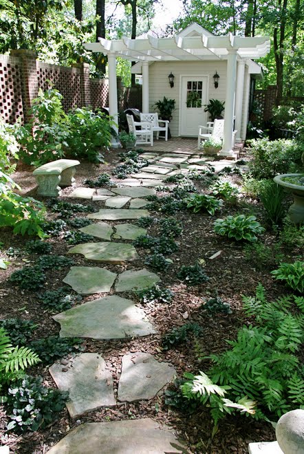 Garden, Home and Party: pareing down