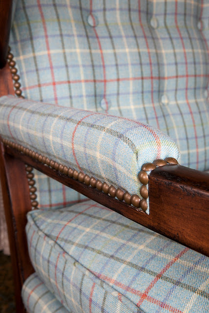 Garden, Home and Party: nailheads on furniture
